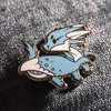 Spille Cartoon Anime Blu Carino Elfo Drago Smalto Distintivo Spilla Zaino Collare Pin del risvolto Gioielli Gioco Pin Ventole Regalo