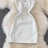 Vestidos casuais básicos vestido halter fêmea branca pu PU Couro dividido Backless Women-Con Moda de Moda Sexy Chain Decor Club Wear Mini F3RJ
