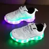 Scarpe da ginnastica Scarpe luminose a LED per bambini Scarpa di ricarica USB con luce Scarpe luminose per bambini Scarpe sportive per ragazzi e ragazze scarpe per bambini 231102