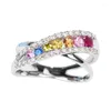 Anneaux de mariage Huitan Belle Coloré CZ Bague Pour Femmes Argent Couleur Sparkling Cubique Zircone Croix Accessoires Bijoux De Luxe