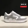 Designer skor för män kvinnor sta svart vit haj patent läder ljusgrå lila röd grön lyx design sneaker platt plattform de chaussures bapstar tränare