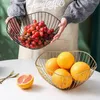 Storage Baskets Simple Modern Iron Fruit Basket Fruit Container Bowl Home Creative Snacks Bread Storage Drain Basket Table Snacks Display Tray 230331