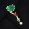 Pins Broschen Hochwertige klassische natürliche Jade-Pin-Brosche im chinesischen Stil. Antike goldene Handwerkskunst. Ruyi-Broschen für Damenschmuck 231101