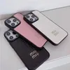 Merkontwerper telefoonhoesjes voor iPhone 13 Pro Max 12 promax modeontwerpers behandelen iPhone14Pro plus 14Promax -omslag terug lederen kas klassiek ontwerp