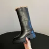 Miui Famille de chaussures pour femmes de meilleure qualité Bottes hautes épaisses 2024 Nouveau talon épais Tête ronde Longueur du genou chaud Bottes longues épaisses