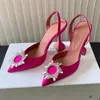 Sandali Amina Muaddi Scarpe eleganti dal design di lusso superiore Bowknot Decorazione con diamanti in cristallo Tacchi a coppa da vino in PVC trasparente