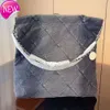 Sac en denim 22 Designer Grand Shopping Tote Voyage Femme Sling Body Sac à main le plus cher avec chaîne en argent Gabrielle QuilpG