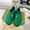 Mocassino con cristalli Scarpe eleganti da festa in raso blu - Glamour, dettagli scintillanti, sensazione lussuosa