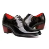 Men Dress Shoes Fashion Patent Leather Men Formal Shoes 2023 Luxe zakelijk Kantoor Weding schoeisel mannen Hoge hakken schoenen D2H9