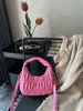 Дизайнерская сумка на молнии под мышками Женская косметичка из овчины Плиссированная сумка Красивое небо для переноски Шаг Сплошная волна Рюкзак с буквенным принтом