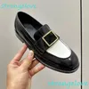 Kalvskinn Metal Loafers 100% Real Leather Designer Womens Loafer Oxford Shoes Moccasins Luxury Dress Shoes Platform Loafers Dermal Sole Penny Designer Loafers 35-42