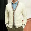 Suéteres Masculinos Europa e Estados Unidos Vento Malha Cardigan V-collar Manga Comprida Cor Suéter Jaqueta Moda Casual de Alta Qualidade