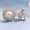 Flower Pearl Diamond Stud Colds 100% prawdziwy 925 Srebrny Srebrny Obietnicy Ślubne Kolczyki dla kobiet Obietnica Prezentacja Prezent biżuterii