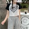 レディースTシャツ女性Y2Kクロップトップサマーセクシーな半袖プリントレタークロップド美学グランジハラジュクヴィンテージ韓国ゴシック服230403