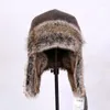 Berets B-8430 Unisex Russische Ushanka Bomber Caps Männer Frauen Kunstpelz Trapper Hut Leder Wind Proof Earflap Warme Kopfbedeckung