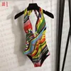 مصممي نساء ملابس السباحة bodysuit بيكيني أزياء طباعة قطعة واحدة للسباحة للسيدة دفع بدلات الاستحمام مبطنة