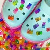 Ayakkabı Parçaları Aksesuarları 50/100 PCS Gummybears Croc Charms Accessories Kadın Orijinal Kot Clogs Kolye Tasarımcı Süsleri Croc Fit Pins Pack Wholesale 230403
