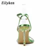 Sandaler Eilyken Shoe Strange Style Heart Shape Transparent High Heels Ladies Square Toe Fashion Ankel Buckle Strap Mujer 231102