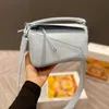 Güzel s tasarımcılar geometri omuz çantaları yastık çantası çapraz kavrama debriyaj deri çanta meslekçi kadınlar çanta çantası cüzdan geometrik 5a stok