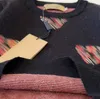 Новый детский свитер, осенний трикотаж для мальчиков и девочек, размер 100-150, красочный детский вязаный пуловер с принтом куклы, медведя, Nov05