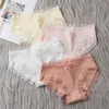 Kadın Panties Moda Kadınlar Günlük İç Çamaşırı Dantel Orta Bel Kısa İplik Kısa Cilt Dostu Kadınların İç Çamaşırı Nefes Alabilir 230403