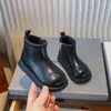 Stiefel Kinder Schuhe für Mädchen Solid Black Schule Vielseitige Kinder Leder Winter Warme Dicke Baumwolle Kleinkinder Kurz