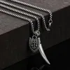 Pendentif Colliers BOFEE Triangle Bouclier Collier Loup Dent En Acier Inoxydable Chaîne En Métal Protéger Charme Punk Cool Mâle Mode Bijoux Cadeau