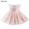 Kız elbiseler yaz bebek kız sevimli elbise kız moda çiçek nakış elbisesi kız elbise pembe gazlı elbise çocuklar doğum günü parti elbisesi 230403