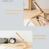 Bureaulampen Creatieve Scandinavische houten led-bureaulamp 3 kleuren Traploos dimbaar DC5V Touch-tafellamp Nachtkastje lezen Oogbescherming Nachtlampje Q231104