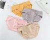 Maternité Intimates 3 pièces coton taille basse culotte sans couture Premama sous-vêtements femmes enceintes Shorts V slips vêtements de grossesse 231102