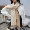 Fashion Designer Women's Cashmere Scarf Full Letter Printed Scarf Soft and Warm Touch Bag with Label Autumn Winter Long Shawl 6 Colors