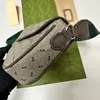 Mini designer väska gammal blomma crossbody kuvertpåse klaff axel väska handväska koppling plånbok handväska läder bomull linne mode bokstav tryck bred vävd rem