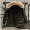 Parkas Designer Kanadalı Bayanlar Down Ceket Moda Marka Kaz Marka Uzun Ceket Büyük Cep Kürk Kürk Termal Üstü Kadın Sonbahar ve Kış Rüzgar Taşkın Giyim 7916o