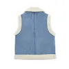 Kvinnors västar Kvinna Fashion Blue Denim Lambhair Jacket 2023 Vinter Kvinnlig Loose Loose Thick Tank Jackets Girls High Street Patchwork