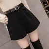 Women's Shorts 2023 Autumn Winter Women High Waist Wide Leg Female Wear Boots Booty Ladies Solid Color Woolen U544