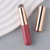 Pinceaux de maquillage 1 pièces, brosse anti-cernes coudée en Silicone Portable, tête ronde douce, rouge à lèvres avec couvercle