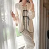 Vêtements de nuit pour femmes automne hiver boutons chinois Pyjamas épais Pyjamas or velours Sexy Homewear velours Pijamas costume élégant