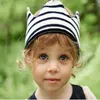 Chapeaux né bébé 100 jours tricot laine couronne chapeau bandeau enfants anniversaire commémoratif photographie accessoires rayé