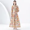 Designer Vacation Boho Maxi Dress Donna Manica a lanterna Colletto alla coreana Fiocco Con lacci Vita Elegante vestibilità Abiti vintage 2023 Primavera Autunno Runway Party Print Frocks