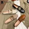 Kleding schoenen high -end luxe oxford schoenen dames preppy lederen sneakers vrouw metalen ketting loafers big size 4243 pluche katoenen bont flats 230403