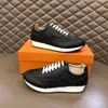 Mode casuals skor män fly mjuka botten löpande sneakers italy Classic Elastic Band Low Top Black Leather Design Outdoor Comfy Casual Athletic Shoes Box EU 38-45