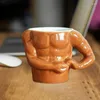 Kubki 1PC Creative Muscle Mub Ceramic Coffee Man Cup do Milk Beverage Cute Knebel Prezenty dla dorosłych mężczyzn i studenci domowe kuchnia