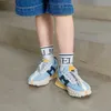 Athletic Outdoor Children Sport Shoes Boys Breattable Mesh Sneakers Girls Quality Cow Suede Board Sneakers Baby Soft Anti-Slip Walking Shoes W0329