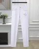 Jeans da uomo Pantaloni firmati da donna Sport Lettera jacquard Lettera colorata Jeans Primavera estate Pantaloni casual bianchi Taglia 29-40