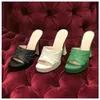 Designer Slippers de couro macio sandálias femininas plataforma sapatos de sapatos de moda decoração hentian gao sandália 35-42 11 cm de altura Slipper 01