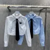 Calças femininas de duas peças designer P Triângulo Academia JK Estilo Curto Sólido Camisa de Manga Longa Slim Fit Design Sexy Temperamento Tie Top 3xx6