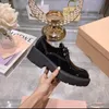 Zapatos de mujer de lujo de comercio exterior 2023 Otoño/Invierno nuevo estilo británico Retro cuero genuino con cordones suela gruesa zapatos Lefu de tacón grueso