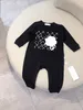 New newborn jumpsuits comfort Long sleeved baby bodysuit Size 66-100 Black stain resistant infant crawling suit Nov05