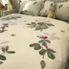 Set di biancheria da letto Set di quattro pezzi in puro cotone Copripiumino con angoli in foglia di pianta stampata fresca e moda semplice Lenzuolo con angoli 1,8 M Letto Appartamento americano