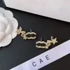 2023 Women Love Stamp Charm أقراط 18 كيلو لتر رسالة Gold Love Ch Orrings Vintagee Jewelry Design for Womens Europe Wedding Party Accessories مع صندوق هدايا